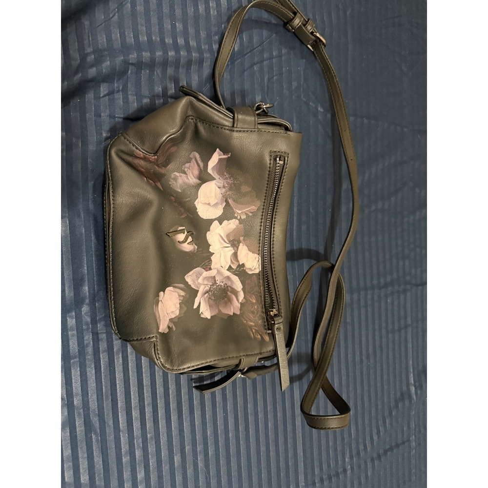 Simply Vera Vera Wang Floral Crossbody Bag Olive Green Faux Leather Small